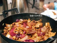 -胡须佬鸡煲四季火锅店(石厦西村直营店)