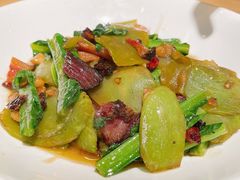 莴笋炒腊肉-鸡毛店·川菜(双楠店)