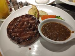 -斗牛士牛排餐厅(嘉里汇店)