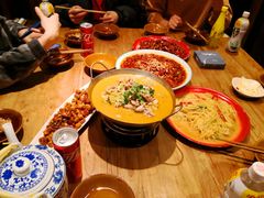 小米椒爱上蛙-先启半步颠小酒馆(白麓里店)
