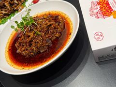 -艳阳天民俗村(公园路店)
