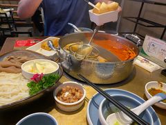 -左庭右院鲜牛肉火锅(金山万达店)