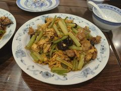 -鲁菜根·泰山菜(泰山店)