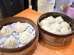 -莱莱小笼·乔艾