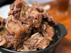 -宝瑞门钉肉饼店