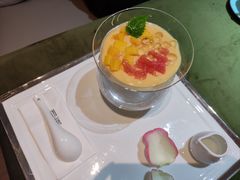 -燕庭·纯燕窝·甜品下午茶(南京西路店)