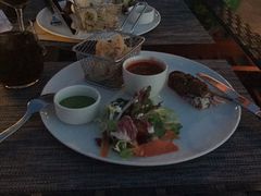 -WOLFGANG PUCK KITCHEN & BAR(迪士尼小镇店)