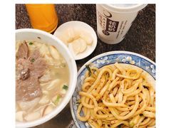 -老乌家特色小炒泡馍(大皮院店)
