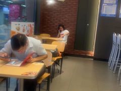 -汉堡王(歌斐中心店)