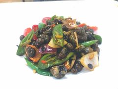 美味炒石螺-天宝食坊·啫啫煲大排档(西华路店)