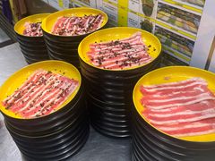 -金滏山·烤肉海鲜火锅自助(襄阳万达店)