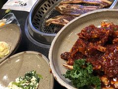 -草家酱蟹炭火烤肉店(珲春南路一店)