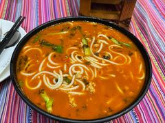 -香巴拉云南餐厅(华莱坞店)