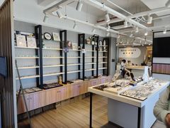 -瑞司视光眼镜·蔡司战略合作眼镜店(新街口店)