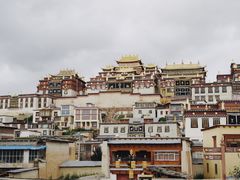 -噶丹松赞林寺
