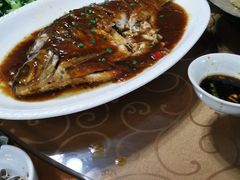 红烧阳澄湖大鳊鱼-诗王蟹业(渔家灯火店)