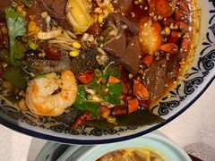 海鲜毛血旺-荣粤酒家·融合粤菜