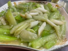 -洪霞餐馆