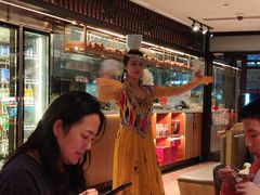 -耶里夏丽·丝路国际新疆菜·清真食品(徐汇南丹东路臻选店)