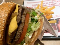 -The Habit Burger Grill 哈比特汉堡(复兴soho店)
