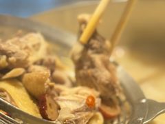 -尚尚仙·酸汤猪手·猪肚鸡火锅(华联万柳购物中心店)