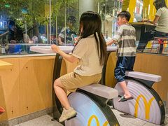 -麦当劳(龙洞店)