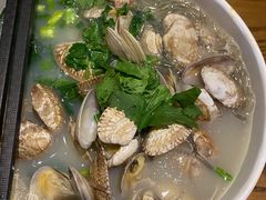 -何记花甲(海岸城旗舰店)