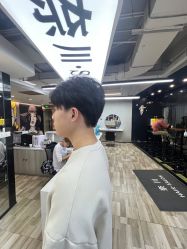 点击看大图 -奈川烫染Salon
