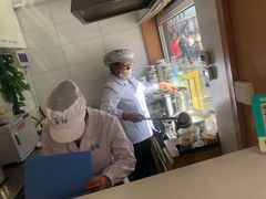 -手劲鱼丸馄饨铺(哈一百店)