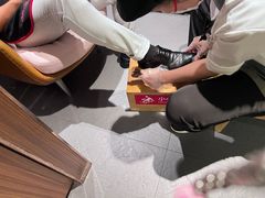 -海底捞火锅鲜切牛肉主题店(长寿路店)