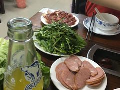 -石记东北风味烤肉店(子固路店)