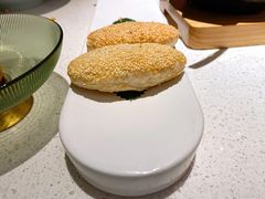黄桥烧饼-竹外桃花·江南小酒馆(SKP·S店)