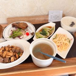-贝美月子中心(半坡店)
