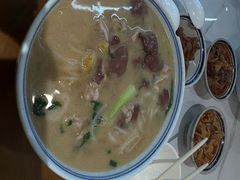-邱芳粉店(迎宾大道旗舰店)