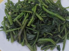 蒜蓉空心菜-莲花公园煎蟹(总店)