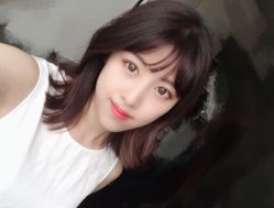 -HAIR HERE造型