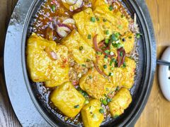 -云海肴·汽锅鸡·云南菜(天山百盛优客店)