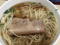 -老西白点心店
