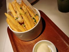 -阿妮叶李(光谷世界城店)