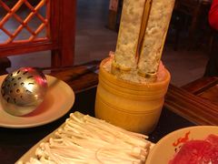 -在蜀里·一米肥牛老火锅(黄埔店)