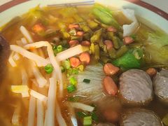 -龙记桂林米粉(财满街店)