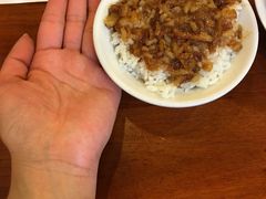 -胡须张鲁肉饭(美食文化馆店)