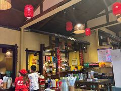 -富正毅三下锅·湘西韵味(天门山索道店)