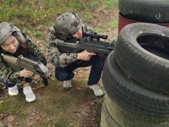 -崇明岛拓展训练真人CS镭战基地