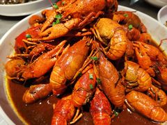 -龙巢盱眙龙虾·牛蛙·烧烤宵夜(八卦岭店)