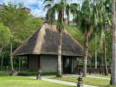 -三亚湾海居铂尔曼度假酒店