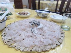 -官塘陈记鱼生·潮汕砂锅粥·牛肉火锅(潮枫路总店)