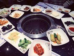 -青松馆韩国料理(香港中路佳世客店)