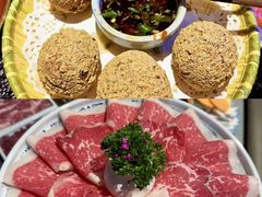 -毛辣果·贵州红酸汤牛肉火锅(西单店)