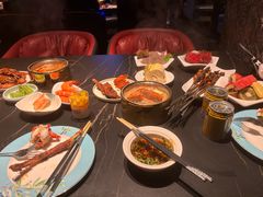 -雍容荟帝王蟹活龙虾展台自助(IFS黑金店)